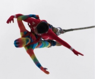 Saut elastique sur Paris.jpg